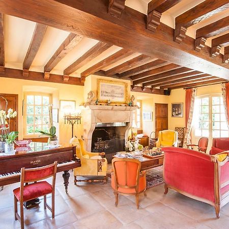 Le Petit Manoir Des Bruyeres Bed & Breakfast Villefargeau Exterior foto