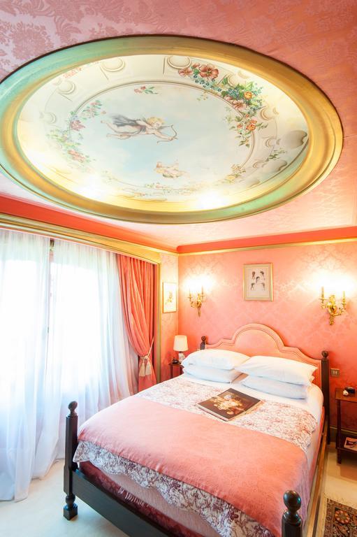 Le Petit Manoir Des Bruyeres Bed & Breakfast Villefargeau Exterior foto